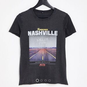 SOLD🚫Nashville motif tee